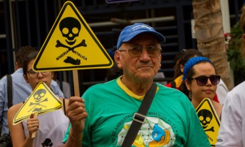 El Salvador abre camino al mundo, al prohibir la minería metálica